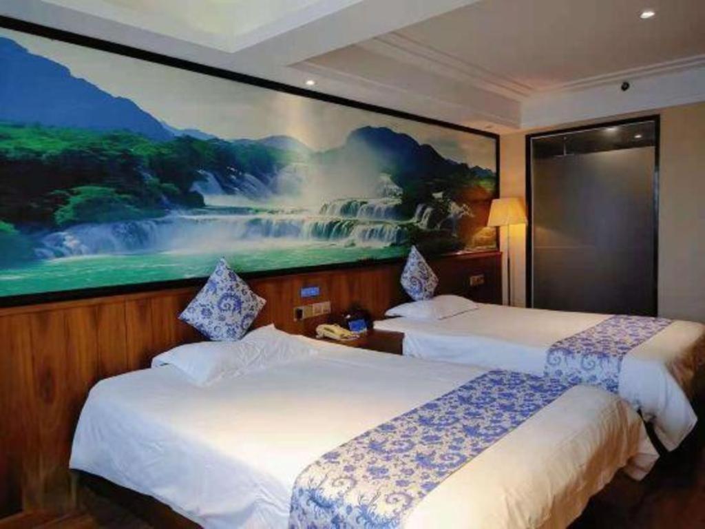 Kaibin International Hotel Цзиндэчжэнь Экстерьер фото