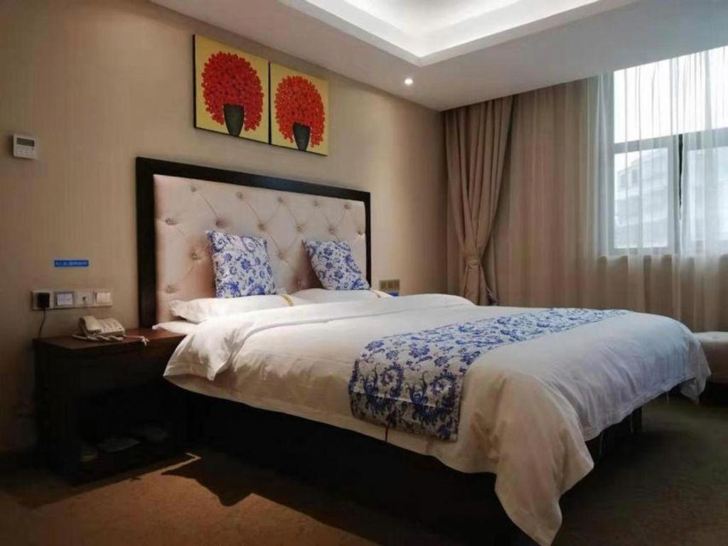Kaibin International Hotel Цзиндэчжэнь Экстерьер фото